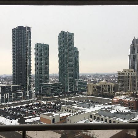 Maplewood Suites - Square One Mississauga Zewnętrze zdjęcie