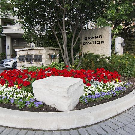 Maplewood Suites - Square One Mississauga Zewnętrze zdjęcie