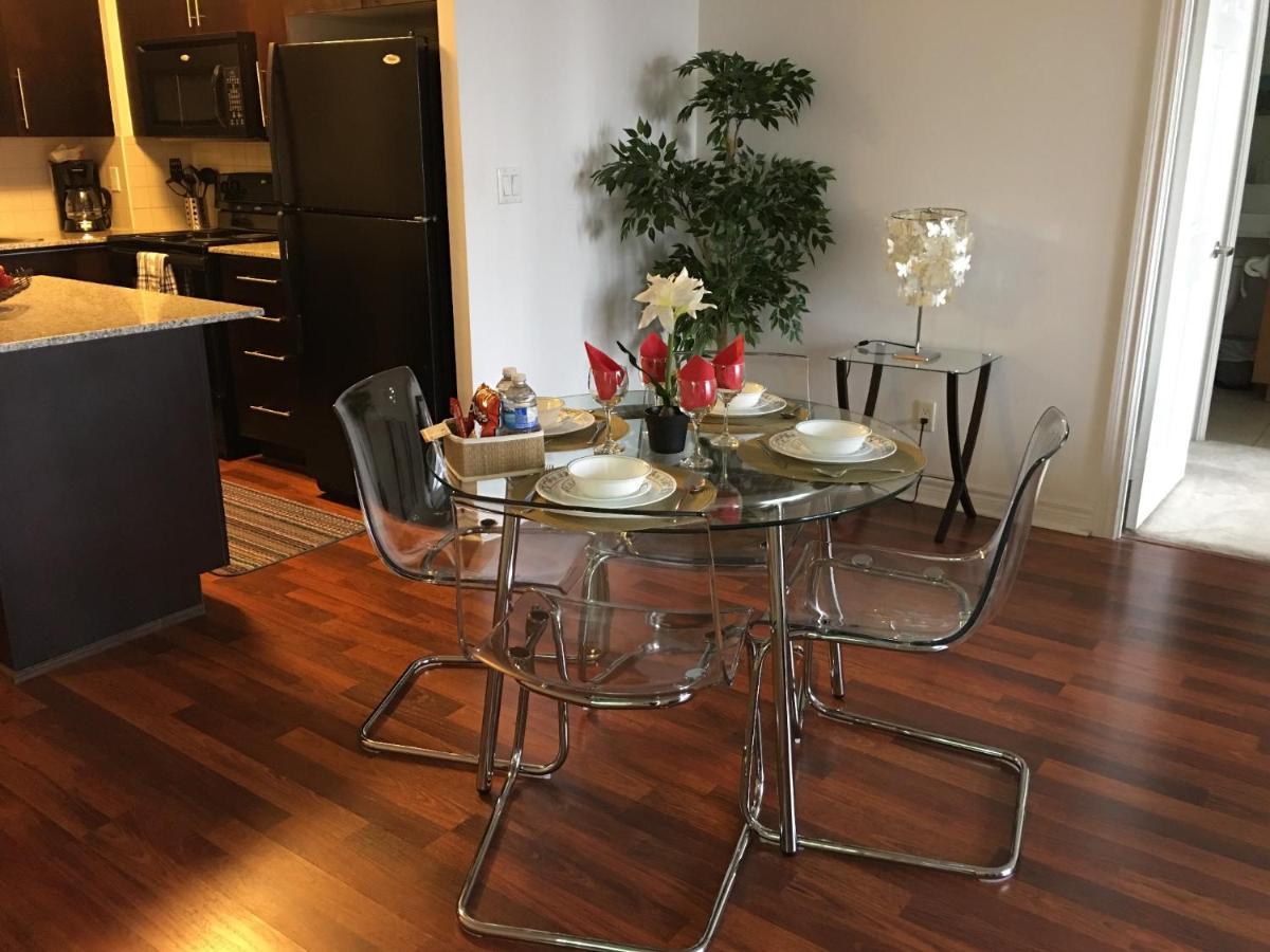 Maplewood Suites - Square One Mississauga Zewnętrze zdjęcie