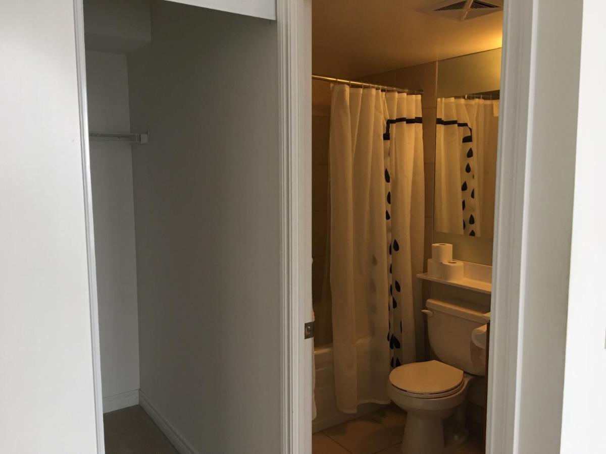 Maplewood Suites - Square One Mississauga Zewnętrze zdjęcie