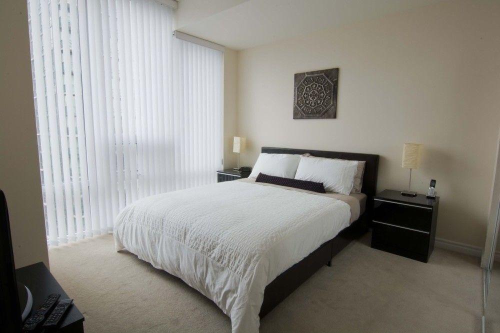 Maplewood Suites - Square One Mississauga Zewnętrze zdjęcie