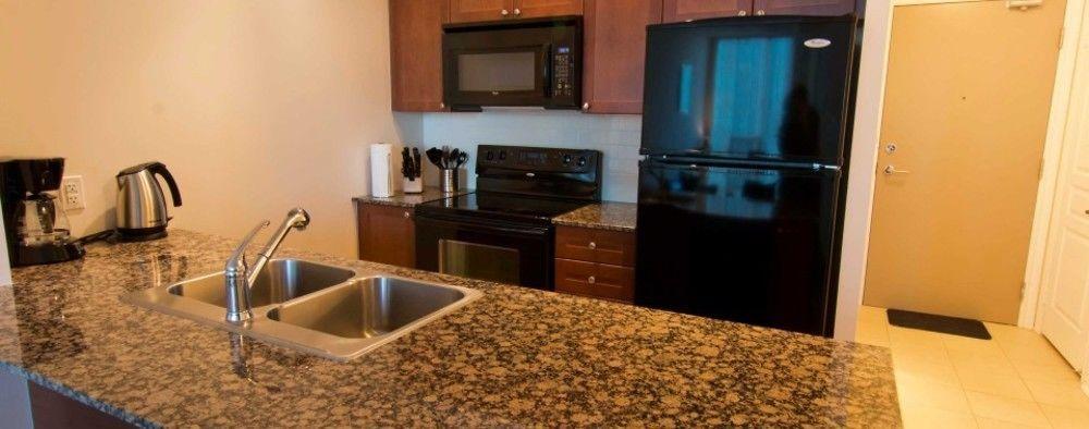Maplewood Suites - Square One Mississauga Zewnętrze zdjęcie